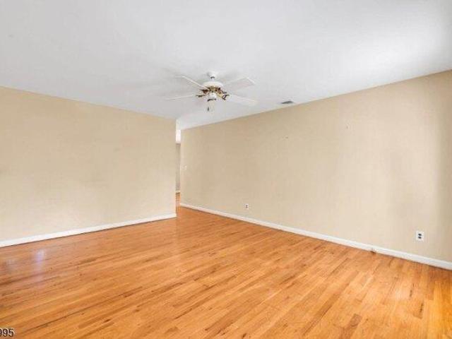 House for sale in Califon, New Jersey