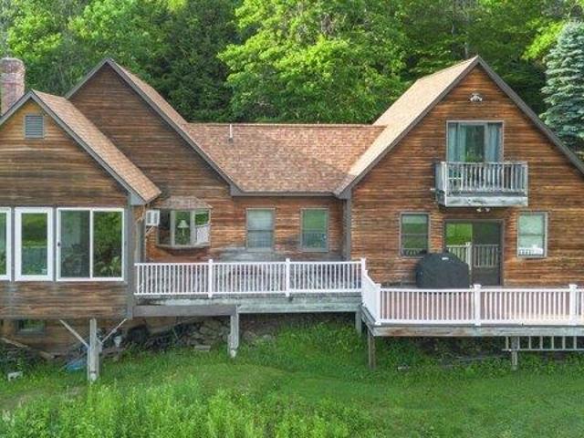 House for sale in Cambridge, Vermont