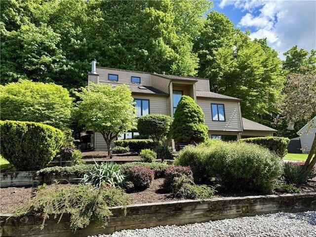 House for sale in Camillus, New York