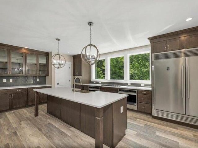 House for sale in Candia Four Corners, Candia