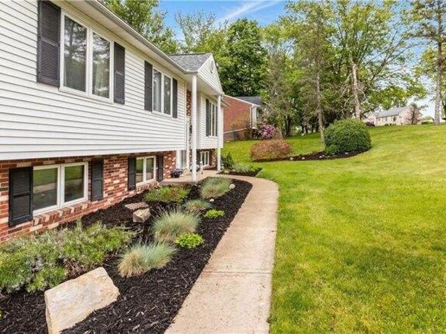House for sale in Lawrence, Pennsylvania