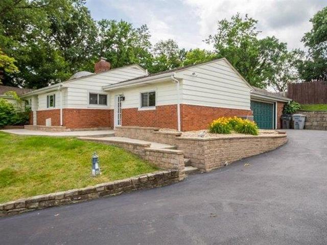 House for sale in Venetia, Pennsylvania