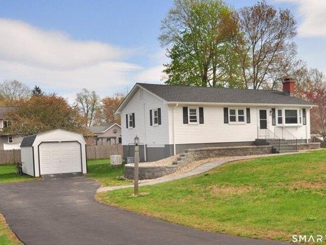 House for sale in Canton, Connecticut
