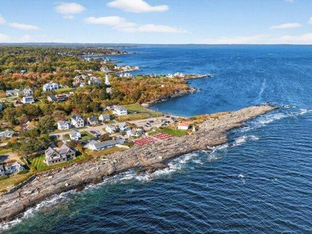 House for sale in Cape Elizabeth, Maine