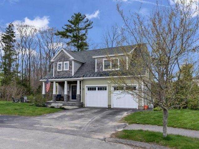 House for sale in Cape Elizabeth, Maine