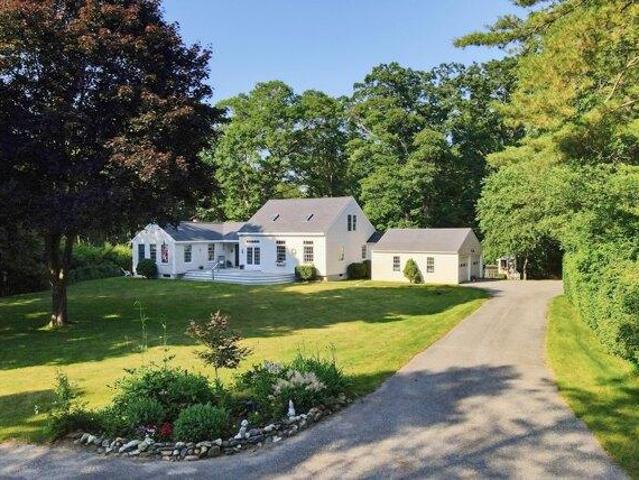 House for sale in Cape Elizabeth, Maine