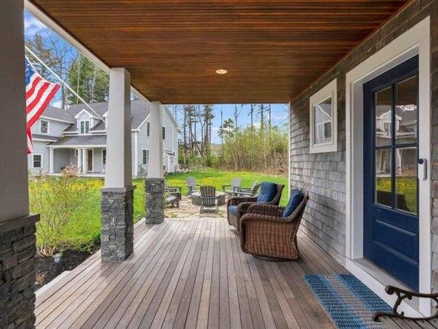House for sale in Cape Elizabeth, Maine