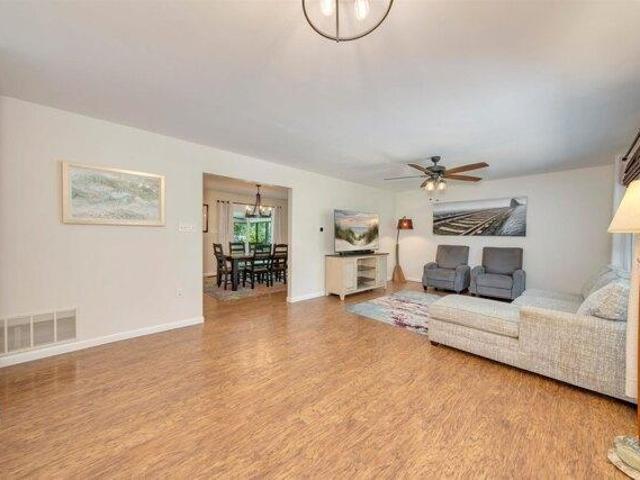 House for sale in Green Creek, New Jersey