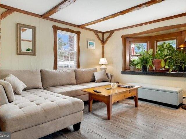 House for sale in Green Creek, New Jersey