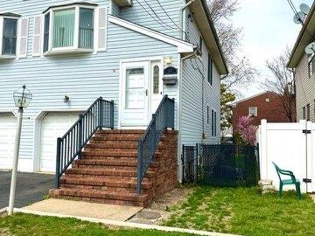 House for sale in Carteret, New Jersey