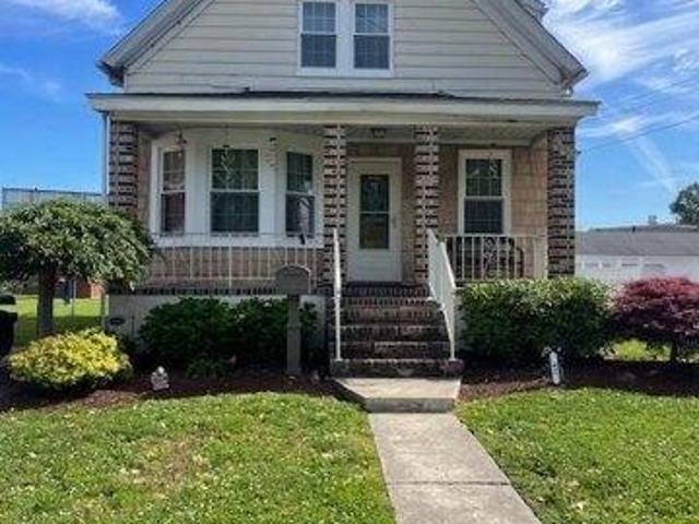 House for sale in Carteret, New Jersey