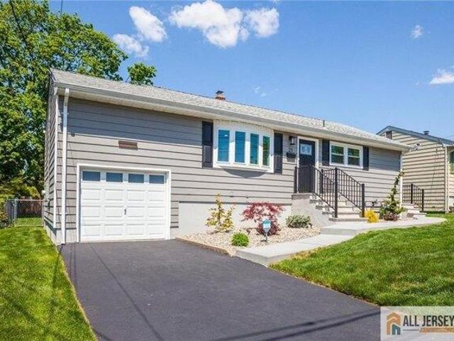 House for sale in Carteret, New Jersey