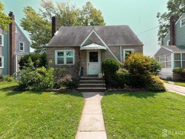 House for sale in Carteret, New Jersey