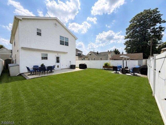 House for sale in Avenel, New Jersey