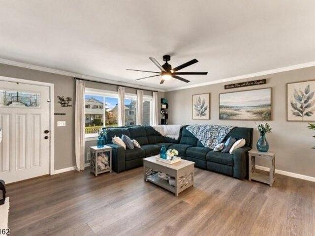 House for sale in Longview Terrace, Carteret