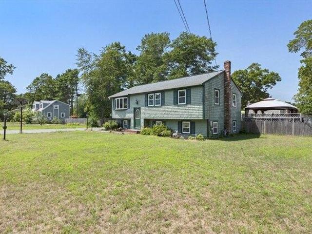 House for sale in Carver, Massachusetts