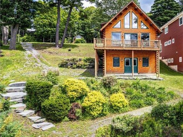 House for sale in Castleton, Vermont