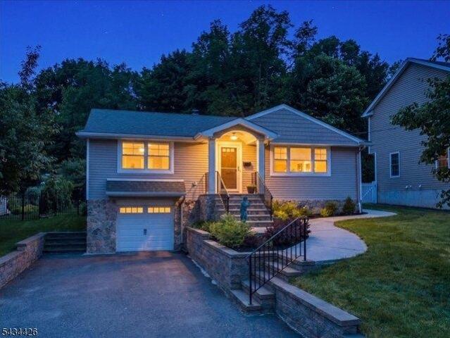 House for sale in Cedar Grove, New Jersey