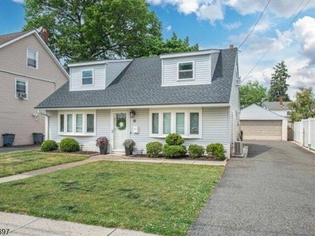 House for sale in Cedar Grove, New Jersey