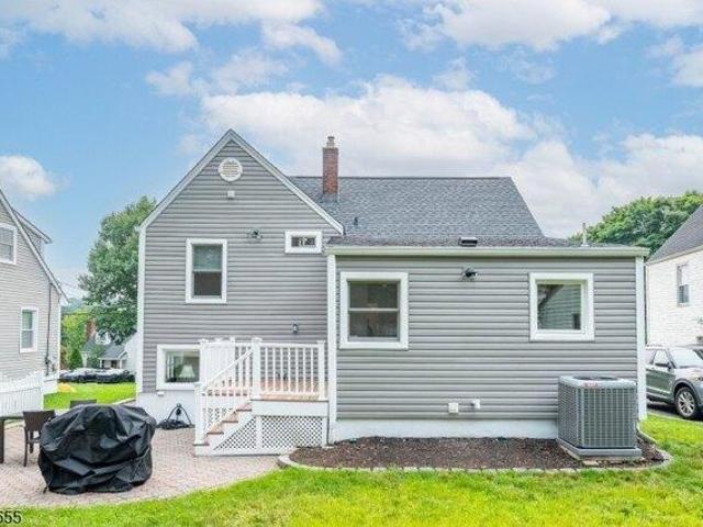 House for sale in Cedar Grove, New Jersey