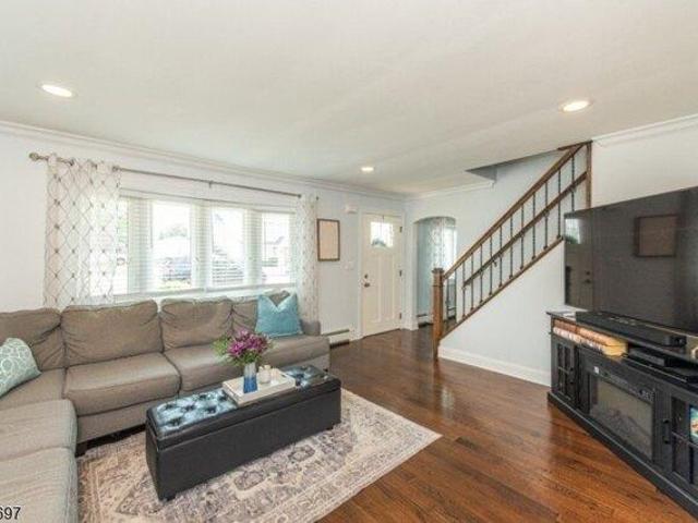 House for sale in Cedar Grove, New Jersey