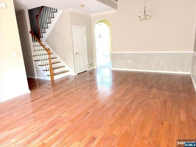 House for sale in Cedar Grove, New Jersey