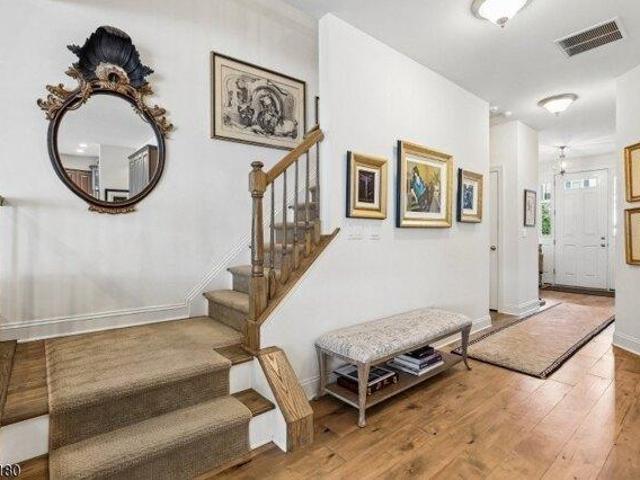 House for sale in Cedar Grove, New Jersey