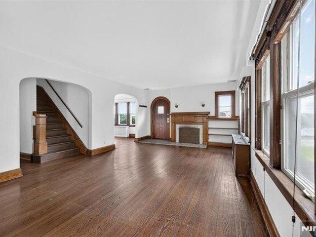 House for sale in Meadow Village, Cedar Grove