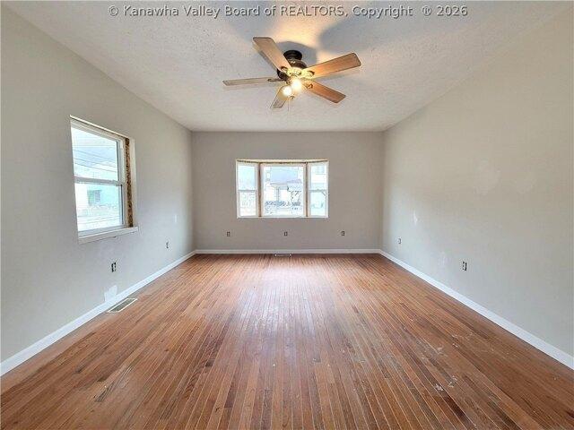House for sale in Cedar Grove, West Virginia