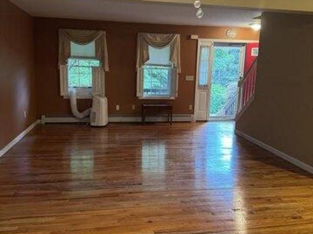 House for sale in South Chaplin, Chaplin