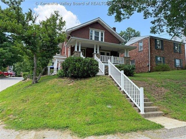 House for sale in Charleston, West Virginia