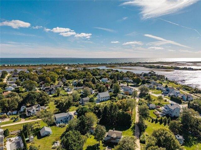 House for sale in Charlestown Beach, Charlestown
