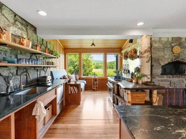 House for sale in North Ferrisburg, Vermont