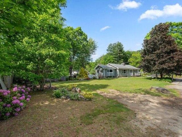 House for sale in Charlton, Massachusetts