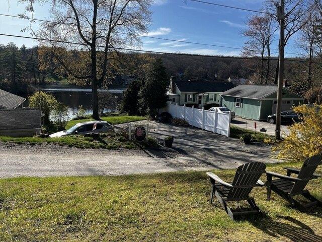 House for sale in Charlton, Massachusetts