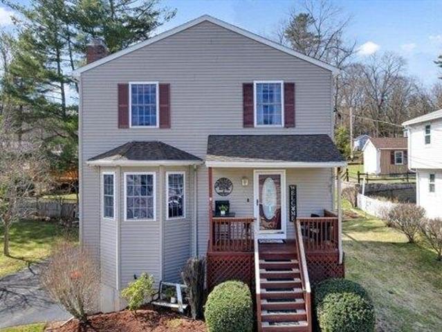 House for sale in Charlton, Massachusetts