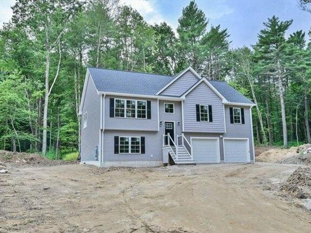 House for sale in Charlton, Massachusetts