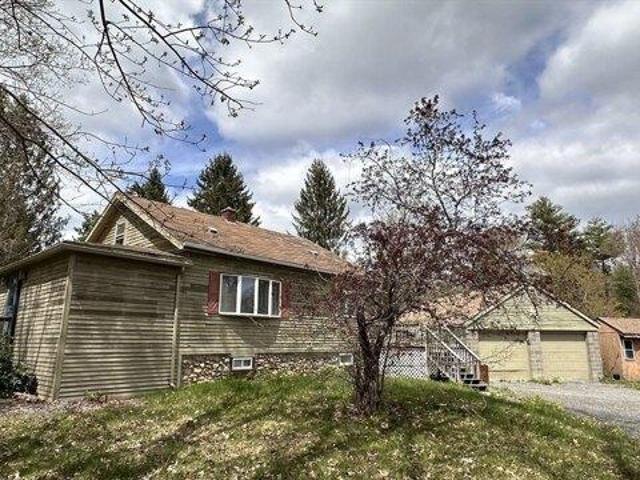 House for sale in Charlton, Massachusetts