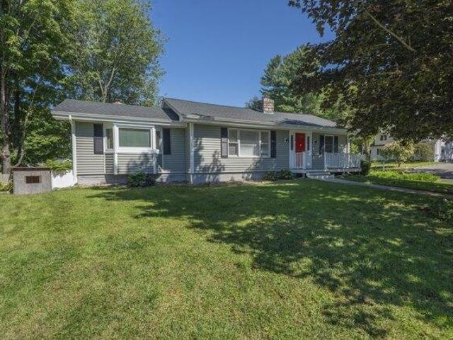 House for sale in Charlton, Massachusetts