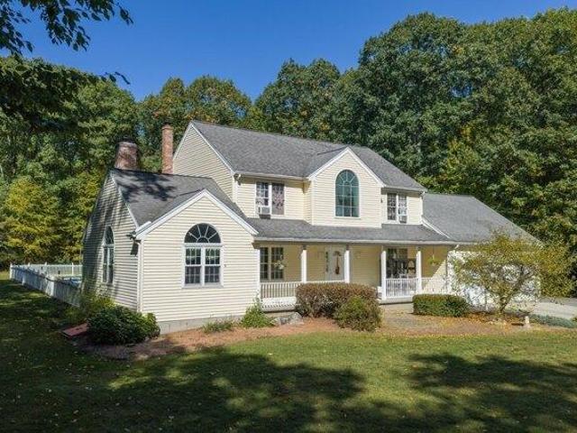 House for sale in Charlton, Worcester County