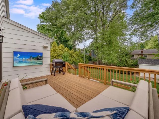 House for sale in Chatham, New Jersey