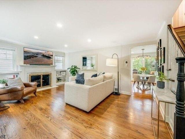 House for sale in Chatham, New Jersey