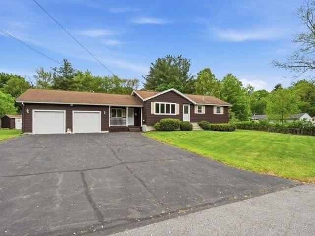 House for sale in Chelmsford, Massachusetts