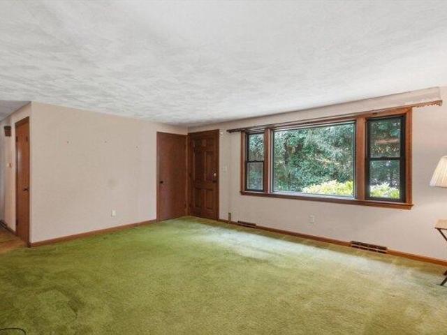House for sale in Chelmsford, Middlesex County