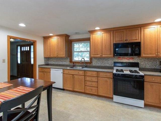 House for sale in Chelmsford, Middlesex County
