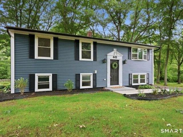 House for sale in Cheshire, Connecticut