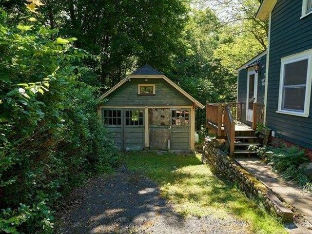 House for sale in Hampden, Massachusetts