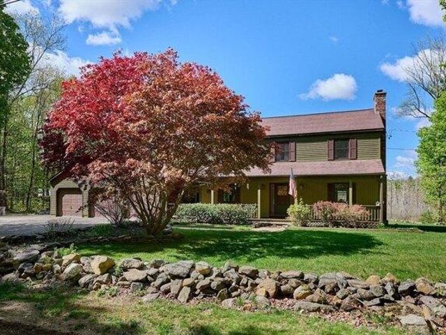 House for sale in Hampden, Massachusetts