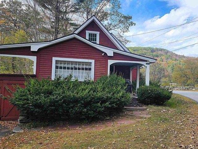 House for sale in Chester, Vermont