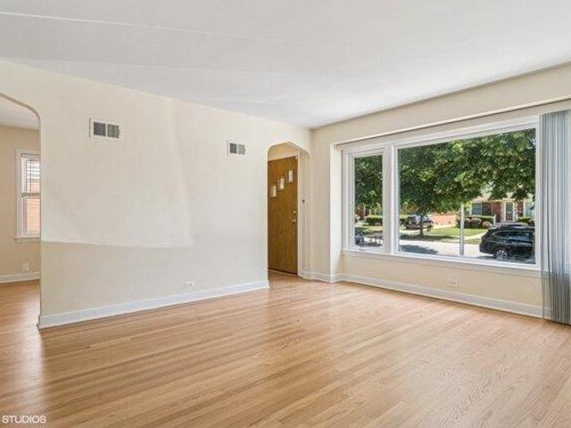 House for sale in Chicago Park, Illinois